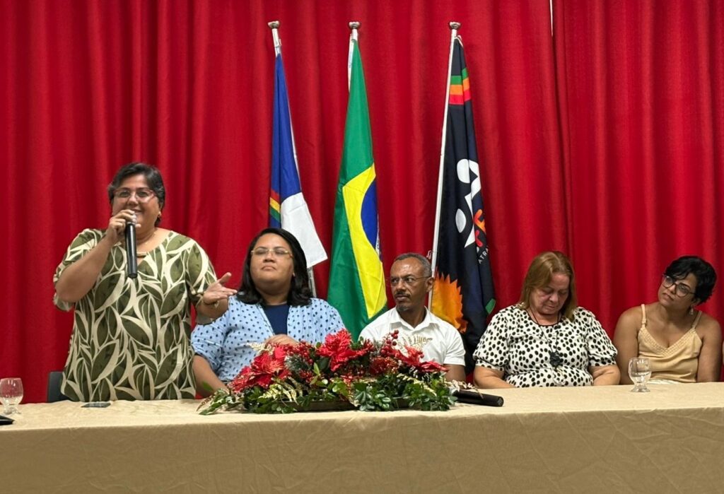 WhatsApp-Image-2025-12-19-at-11.41.42-1024x699 GESTORES DA GRE MATA NORTE CONCLUEM CURSO DE GESTÃO EM EDUCAÇÃO INCLUSIVA E REFORÇAM COMPROMISSO COM UMA ESCOLA PARA TODOS