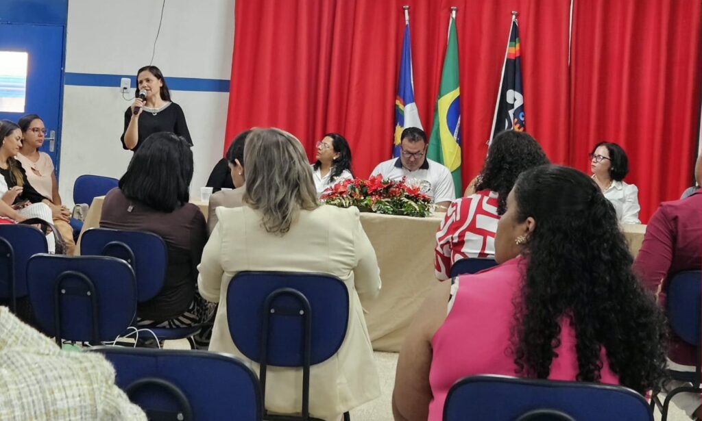 WhatsApp-Image-2025-12-19-at-14.23.17-1024x615 GESTORES DA GRE MATA NORTE CONCLUEM CURSO DE GESTÃO EM EDUCAÇÃO INCLUSIVA E REFORÇAM COMPROMISSO COM UMA ESCOLA PARA TODOS